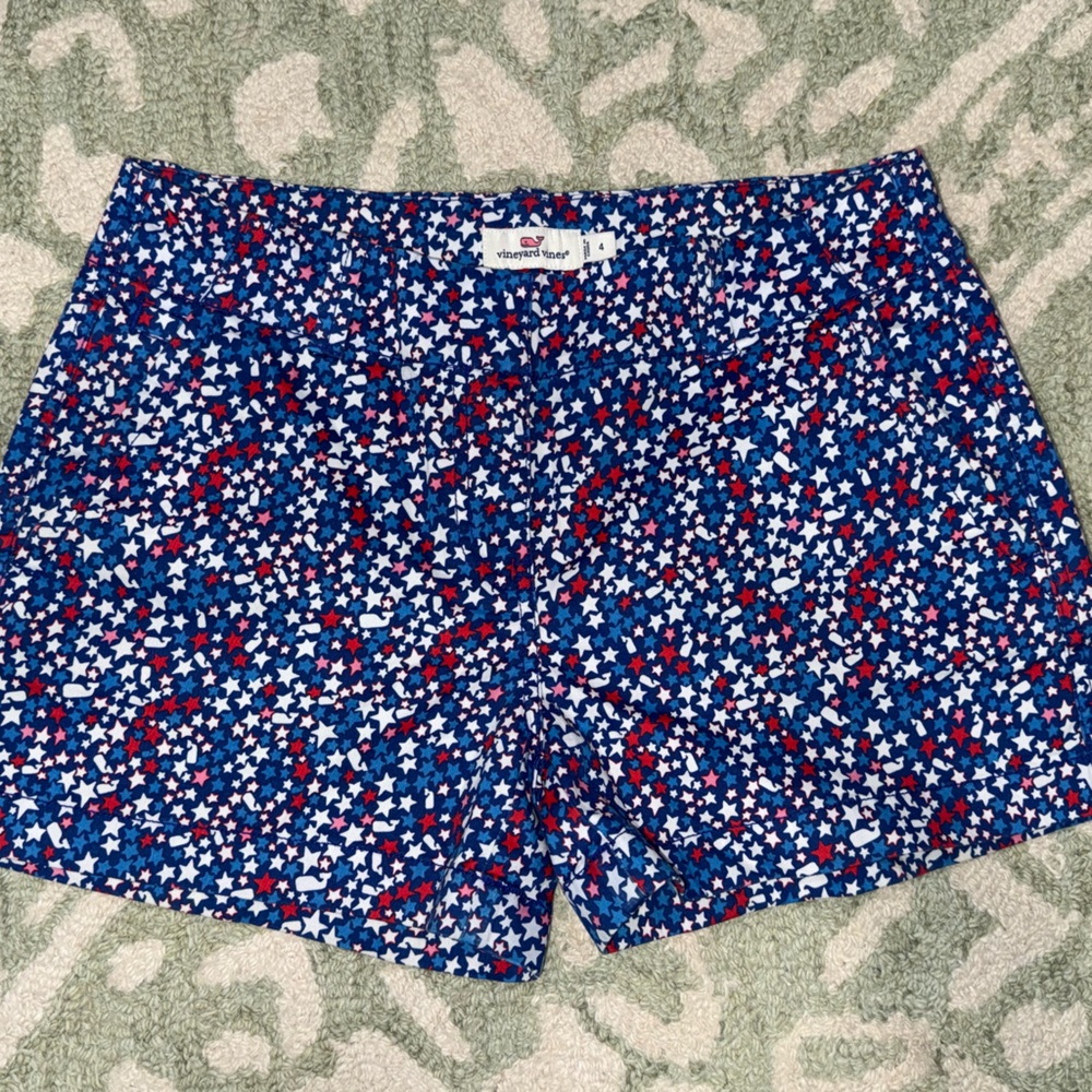 Vineyard Vines Star Whale Print Chino Shorts Size 4